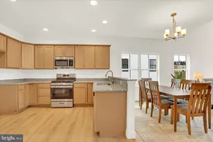 659 Brittany Dr, Mechanicsburg, PA 17055 - Photo 9