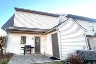 368 Melbourne Ln, Mechanicsburg, PA 17055 - Photo 3