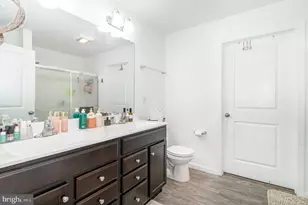 13 Shillington Ln Ln, Carlisle, PA 17013 - Photo 17