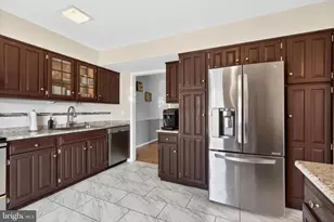 722 Allenview Dr, Mechanicsburg, PA 17055 - Photo 5