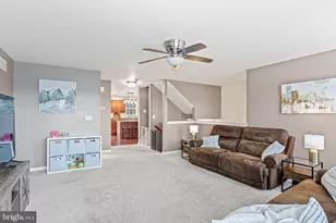 174 Old Schoolhouse Ln, Mechanicsburg, PA 17055 - Photo 9