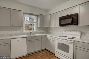 6501 Salem Park Cir, Mechanicsburg, PA 17050 - Photo 7