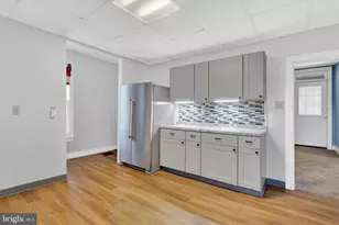 15 E Orange St, Shippensburg, PA 17257 - Photo 9