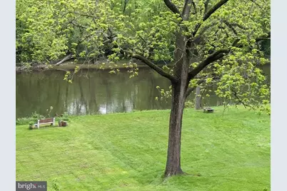 141 Shatto Drive, Carlisle, PA 17013 - Photo 3