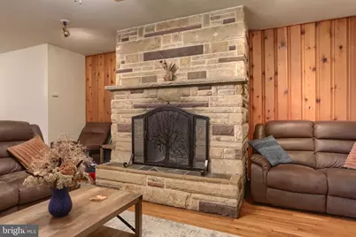 1022 E Lisburn Road, Mechanicsburg, PA 17055 - Photo 5