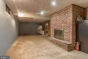 1022 E Lisburn Rd, Mechanicsburg, PA 17055 - Photo 25