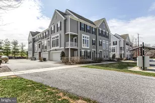 3037 Meridian Cmns, Mechanicsburg, PA 17055 - Photo 3