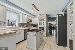 141 Simmons Rd, Mechanicsburg, PA 17055 - Photo 7