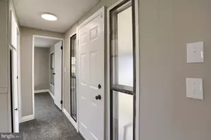 40 Redwood Ln, Carlisle, PA 17015 - Photo 11