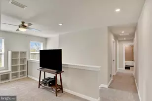 100 Grayhawk Way S, Mechanicsburg, PA 17050 - Photo 19
