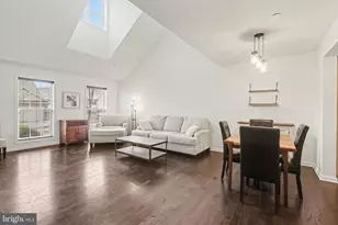 247 Aldenwood Dr, Carlisle, PA 17015 - Photo 3