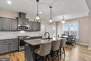 16 Bobolink Ct, Mechanicsburg, PA 17050 - Photo 3