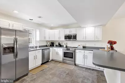 341 Stonehedge Lane, Mechanicsburg, PA 17055 - Photo 5