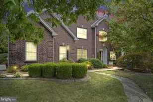 2 Country Side Dr, Carlisle, PA 17013 - Photo 1