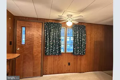 32 Shippensburg Mobile Est, Shippensburg, PA 17257 - Photo 9