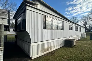 32 Shippensburg Mobile Estate, Shippensburg, PA 17257 - Photo 23