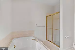 504 Bridgeview Dr, Lemoyne, PA 17043 - Photo 31