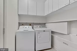 504 Bridgeview Dr, Lemoyne, PA 17043 - Photo 11