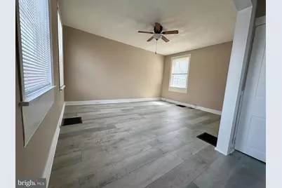 225 W Locust Street, Mechanicsburg, PA 17055 - Photo 5