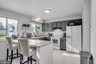 13 Lilac Dr, Mechanicsburg, PA 17050 - Photo 7