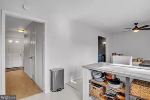 13 Lilac Dr, Mechanicsburg, PA 17050 - Photo 9