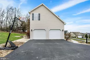 5 Madison Cir, Carlisle, PA 17015 - Photo 7