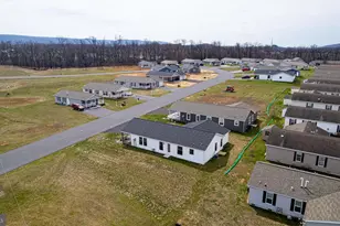 17 Burke Dr, Shippensburg, PA 17257 - Photo 9