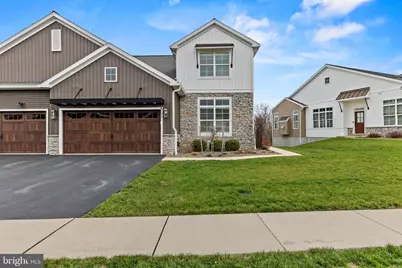 798 Aurora Drive, Mechanicsburg, PA 17055 - Photo 1