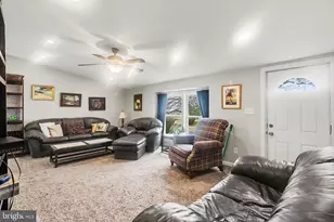 11 Heather Dr, Carlisle, PA 17013 - Photo 5