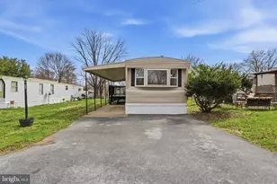 44 Aspen Ln, Carlisle, PA 17015 - Photo 3