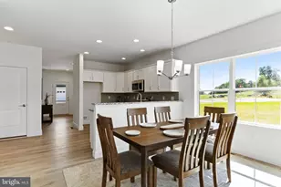 655 Brittany Dr, Mechanicsburg, PA 17055 - Photo 7