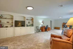 37 Old Coach Ln, Carlisle, PA 17013 - Photo 33