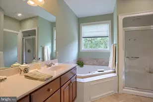 37 Old Coach Ln, Carlisle, PA 17013 - Photo 19