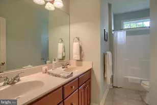 37 Old Coach Ln, Carlisle, PA 17013 - Photo 23