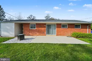 1131 Apple Dr, Mechanicsburg, PA 17055 - Photo 35