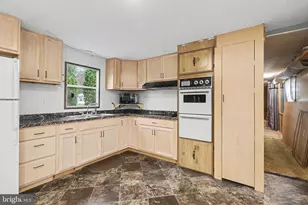 9 Demi Ct, Carlisle, PA 17015 - Photo 7