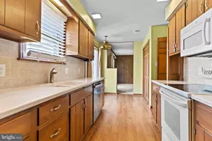 813 Nesbit Dr, Carlisle, PA 17013 - Photo 13