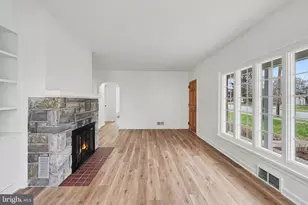 1555 Locust St, New Cumberland, PA 17070 - Photo 5