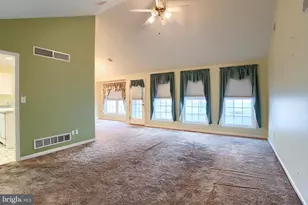 28 Longwood Dr, Mechanicsburg, PA 17050 - Photo 5