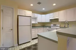 28 Longwood Dr, Mechanicsburg, PA 17050 - Photo 11