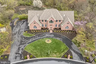 2004 Mountain Pine Dr, Mechanicsburg, PA 17050 - Photo 5