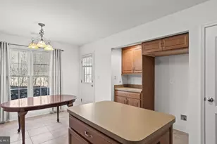 10 Lenox Ct, Mechanicsburg, PA 17050 - Photo 11