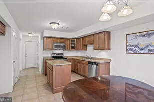 10 Lenox Ct, Mechanicsburg, PA 17050 - Photo 9