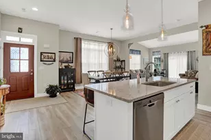 797 Aurora Dr, Mechanicsburg, PA 17055 - Photo 13