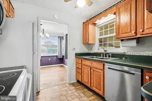 1309 Kingsley Rd, Camp Hill, PA 17011 - Photo 11