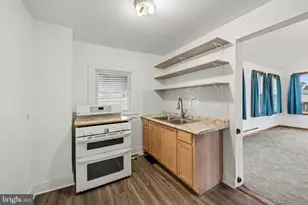 121 E Portland St, Mechanicsburg, PA 17055 - Photo 11