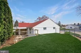 1400 Simpson Ferry Rd, New Cumberland, PA 17070 - Photo 7