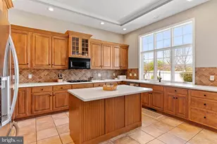 3710 Falkstone Dr, Mechanicsburg, PA 17050 - Photo 9