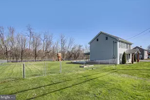 1611 Pine Rd, Carlisle, PA 17015 - Photo 5