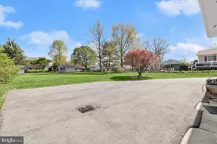 913 Gobin St, Carlisle, PA 17013 - Photo 47